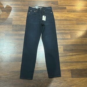 Levi's High Rise Straight Jeans in Black